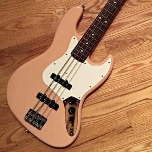 MIJ Shell Pink '62 RI Jazz Bass w/ Fralin Pickups