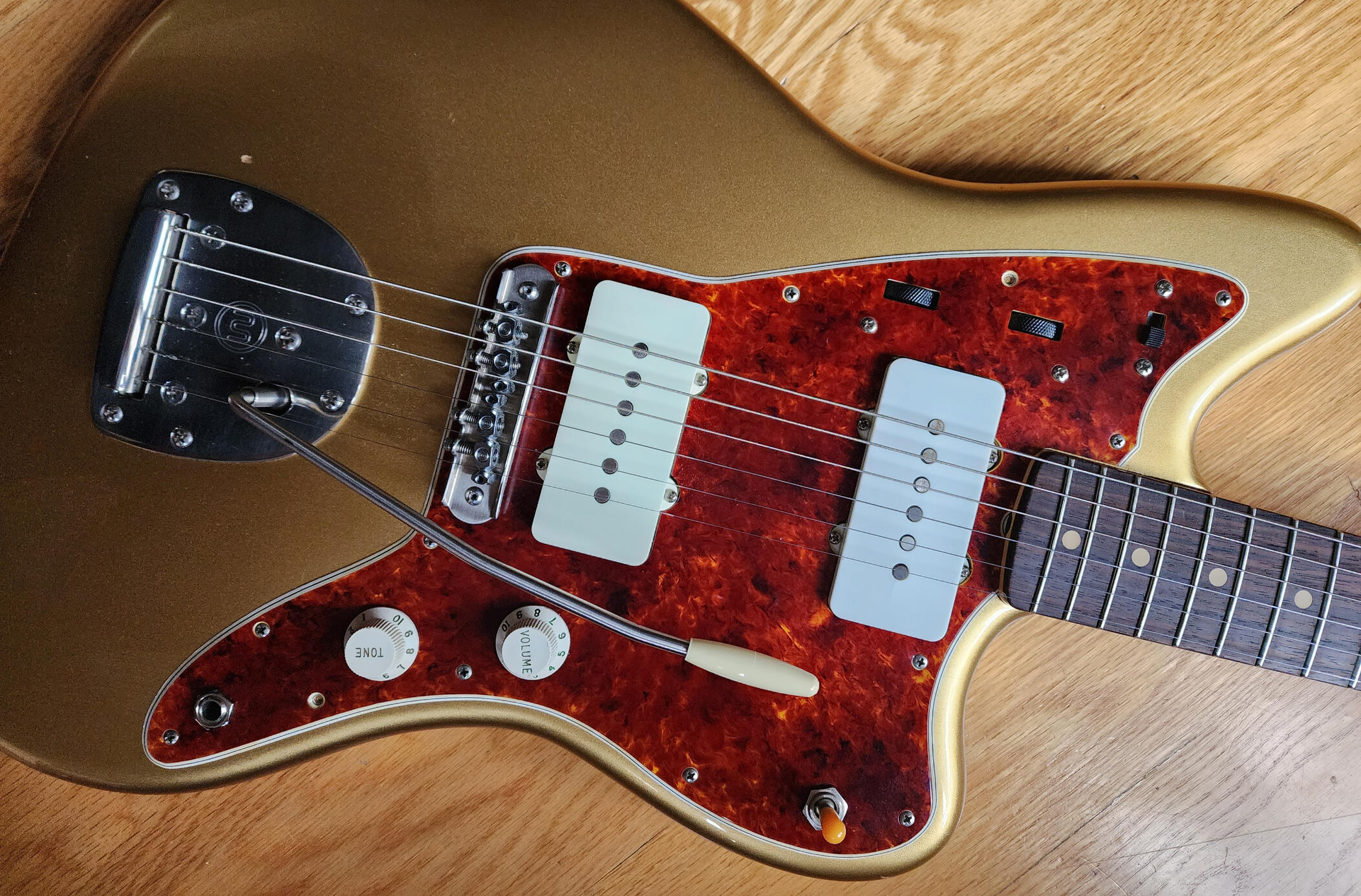 Custom built Aztec gold Jazzmaster w/ Mastery Hardware, Spitfire Guard & Novak JM90/JM-V Pickups