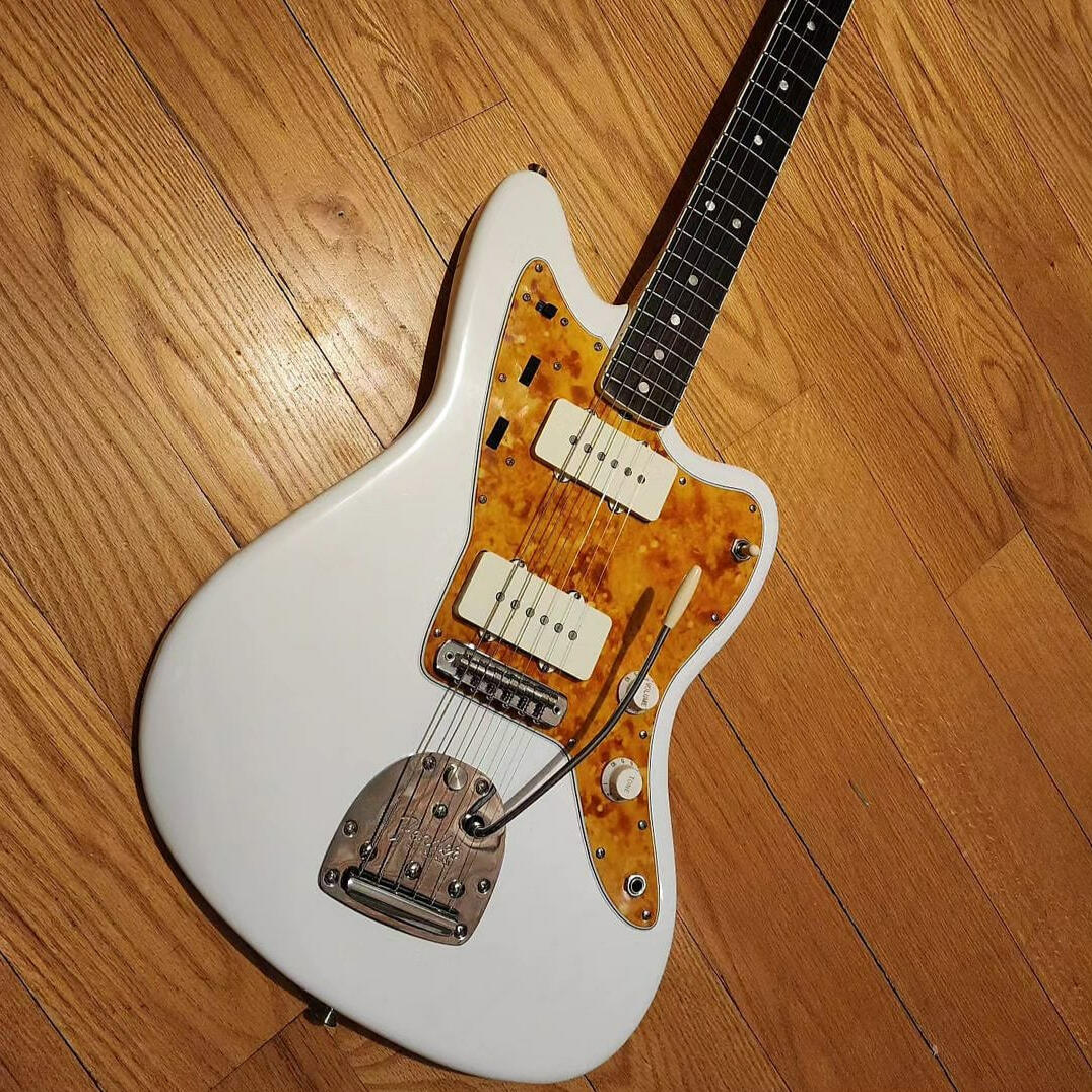 Olympic White &#39;65 Style Jazzmaster w/ Lavaguards Tort